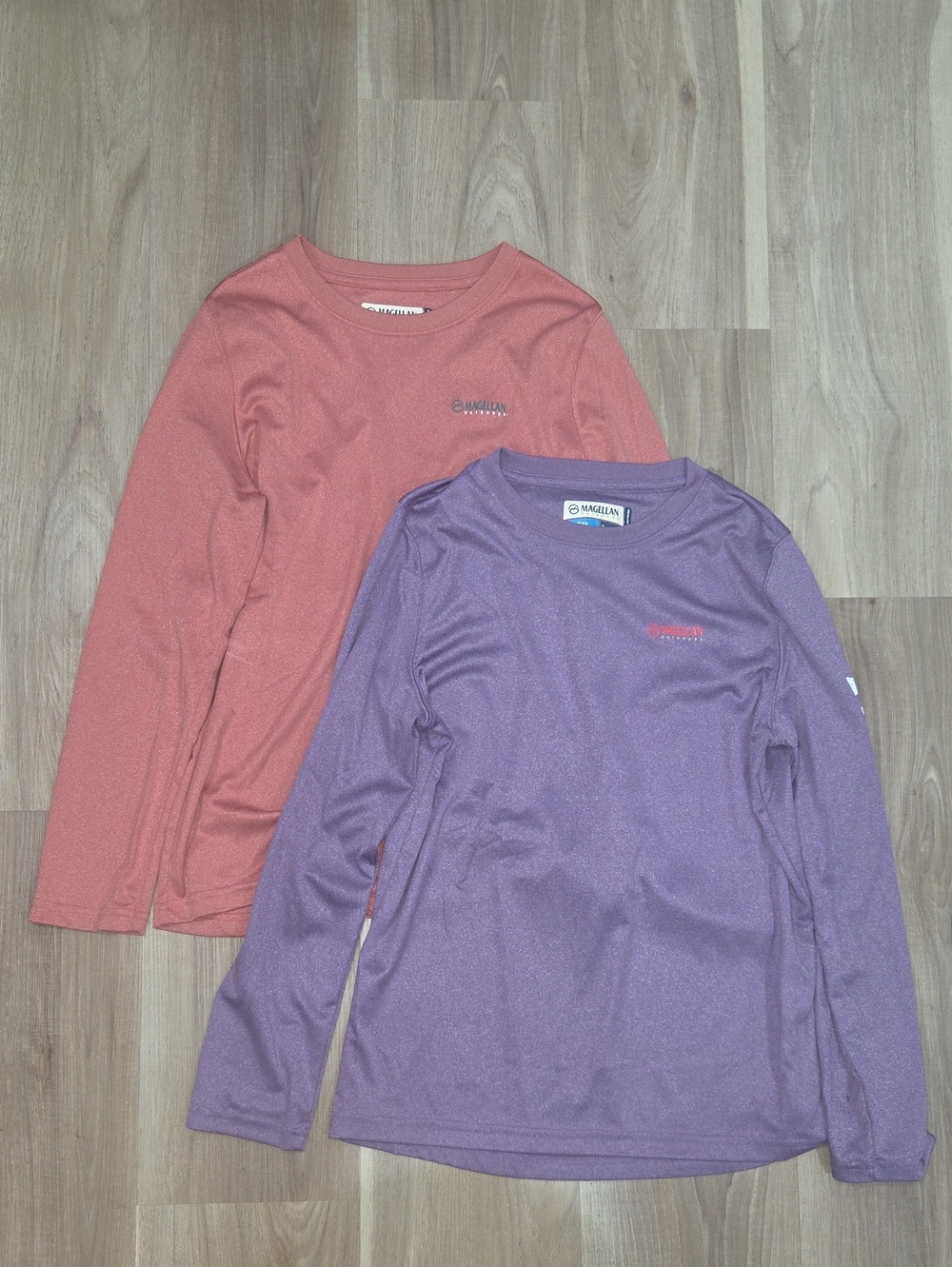 •Magellan• Little Girls Fish Gear Long Sleeve Top
